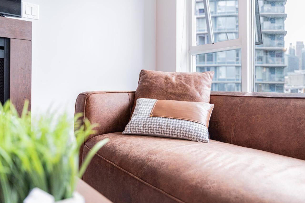 וונקובר Amazing Views ! Leather Furniture ! Cozy Condo! מראה חיצוני תמונה