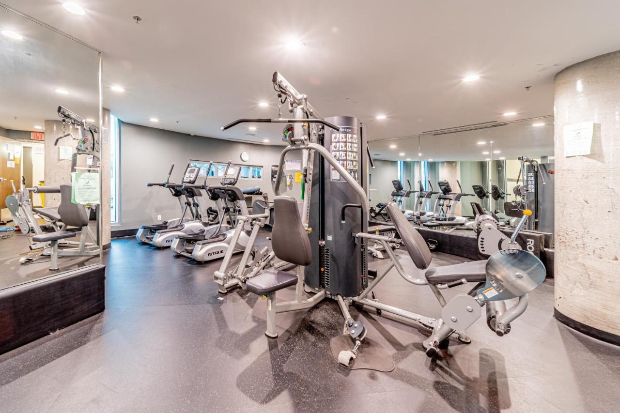 וונקובר Amazing Views ! Leather Furniture ! Cozy Condo! מראה חיצוני תמונה